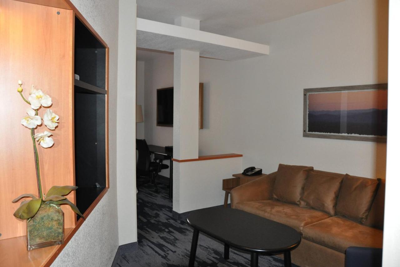 Fairfield Inn & Suites Ukiah Mendocino County Exterior foto